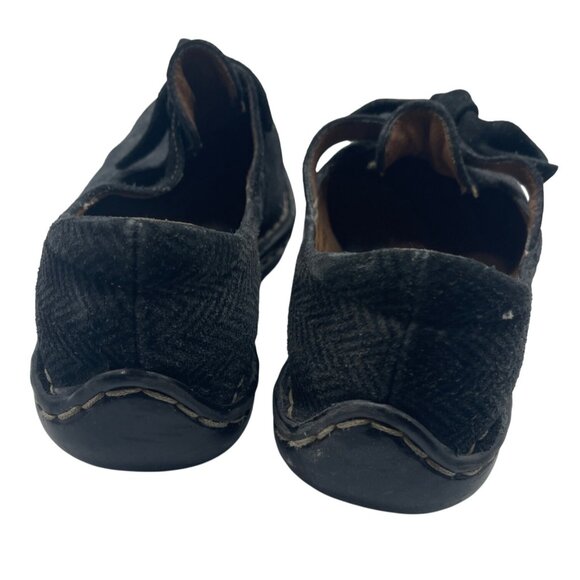 Born Slip On Flat Sz 6 Suede Square Toe Chevron Pattern Casual Black Comfort - Picture 4 of 9